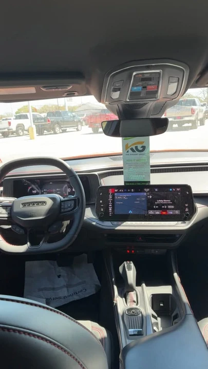 2025 Dodge Charger 8th Gen - Image 5 of 6