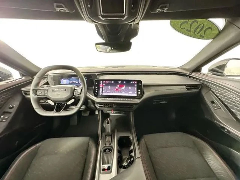 2025 Dodge Charger 8th Gen - Image 19 of 20