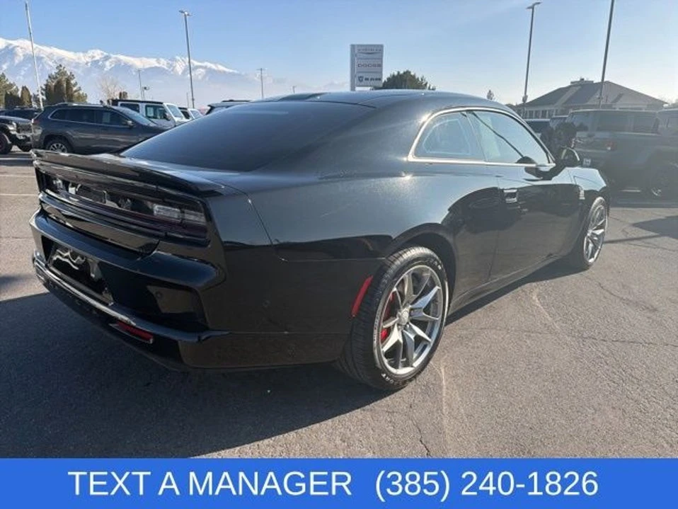 2025 Dodge Charger 8th Gen - Image 8 of 20