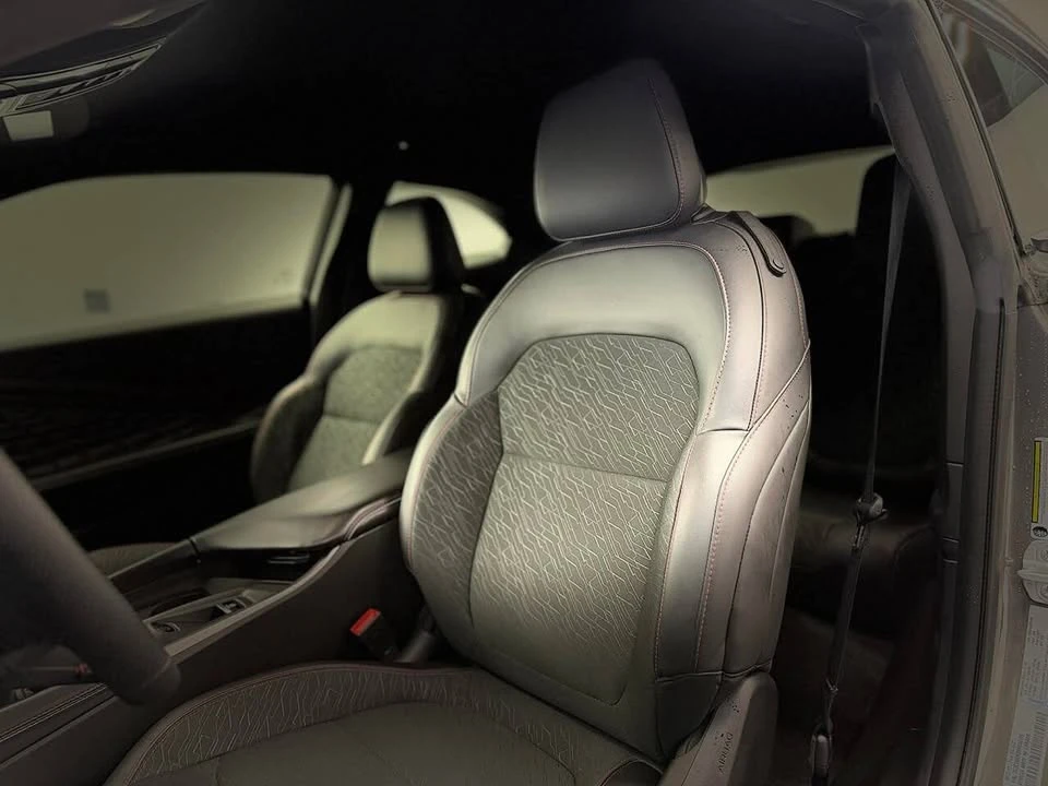 2025 Dodge Charger 8th Gen - Image 13 of 15