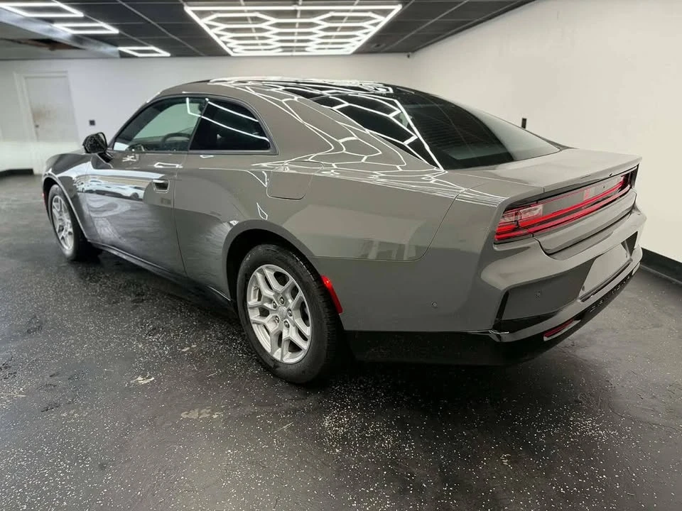2025 Dodge Charger 8th Gen - Image 4 of 15
