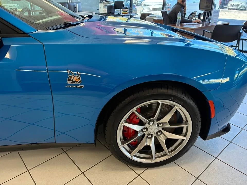 2025 Dodge Charger 8th Gen - Image 5 of 7