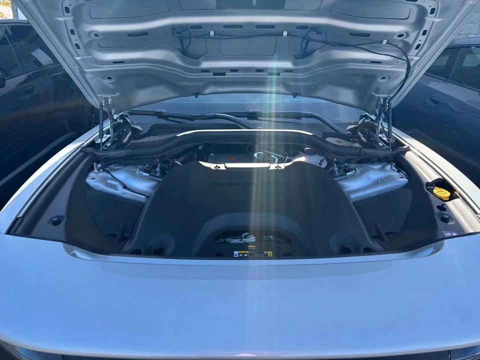 2025 Dodge Charger 8th Gen - Image 6 of 10