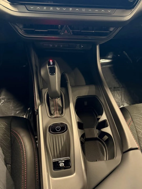 2025 Dodge Charger 8th Gen - Image 9 of 15