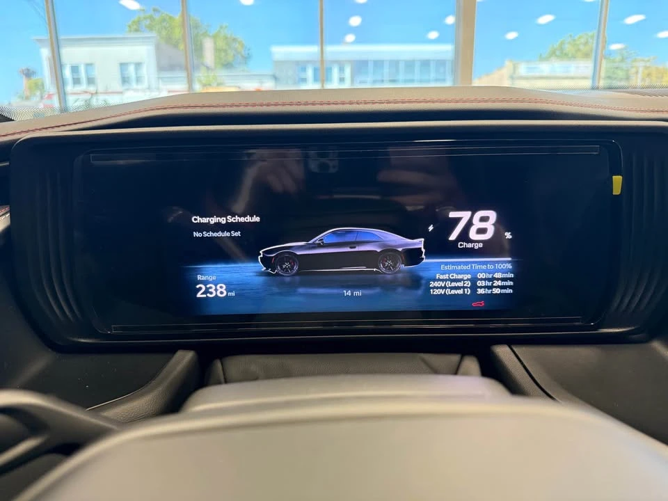 2025 Dodge Charger 8th Gen - Image 10 of 15