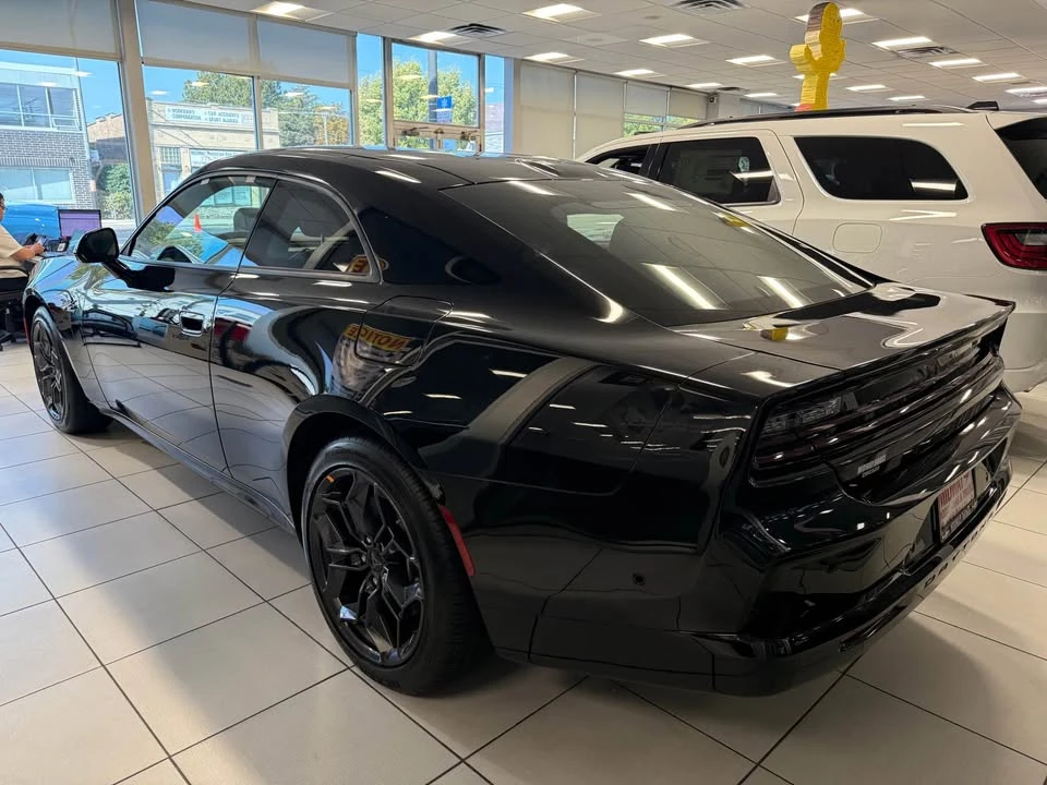 2025 Dodge Charger 8th Gen - Image 3 of 15