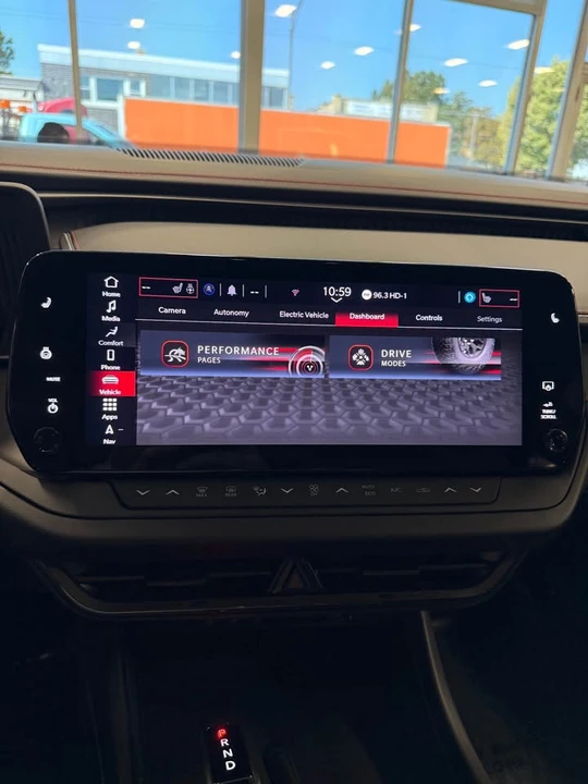 2025 Dodge Charger 8th Gen - Image 11 of 15