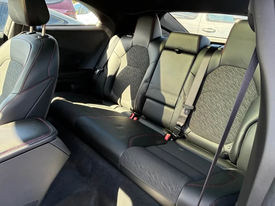 2025 Dodge Charger 8th Gen - Image 8 of 12