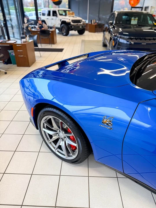 2025 Dodge Charger 8th Gen - Image 5 of 11