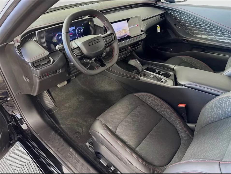 2025 Dodge Charger 8th Gen - Image 8 of 8