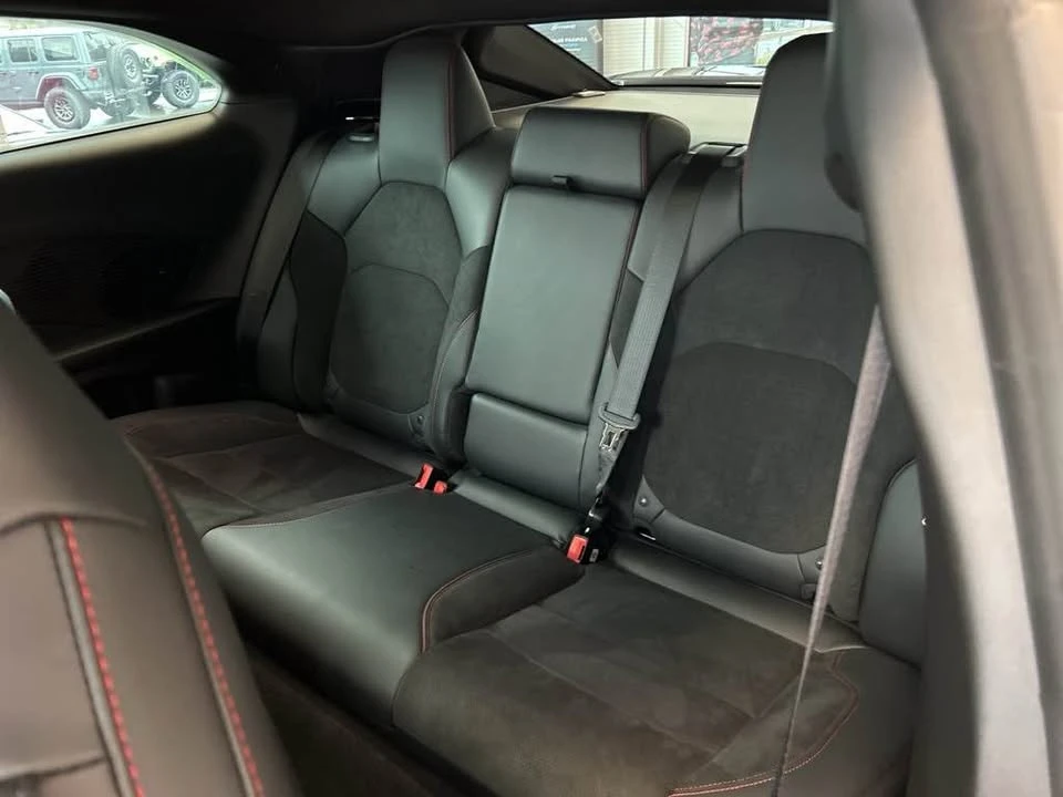 2025 Dodge Charger 8th Gen - Image 8 of 11