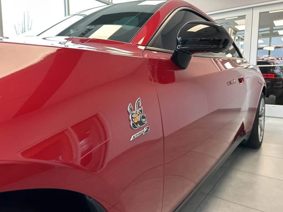 2025 Dodge Charger 8th Gen - Image 2 of 11