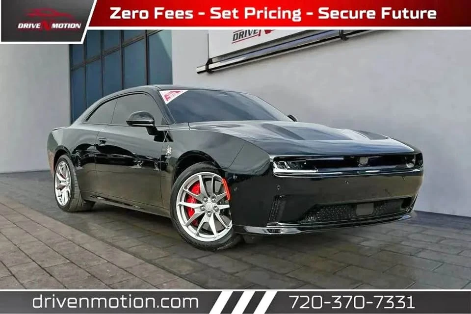 2025 Dodge Charger 8th Gen - Image 1 of 19
