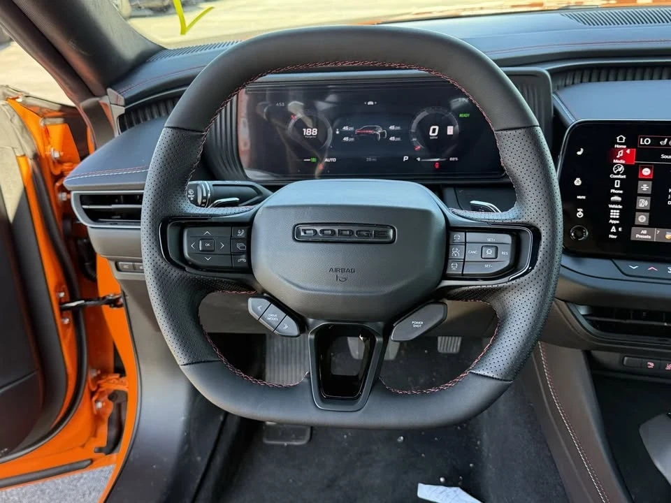 2025 Dodge Charger 8th Gen - Image 9 of 13