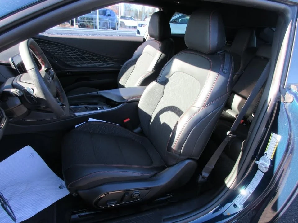 2025 Dodge Charger 8th Gen - Image 9 of 19