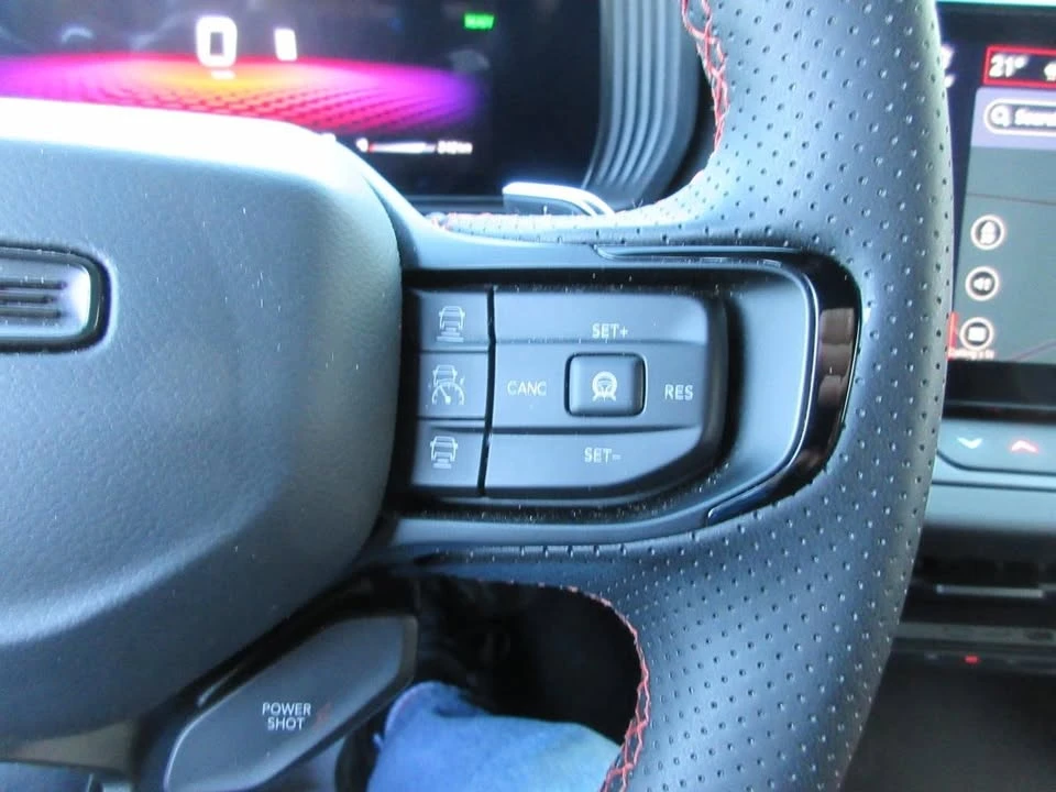 2025 Dodge Charger 8th Gen - Image 15 of 19