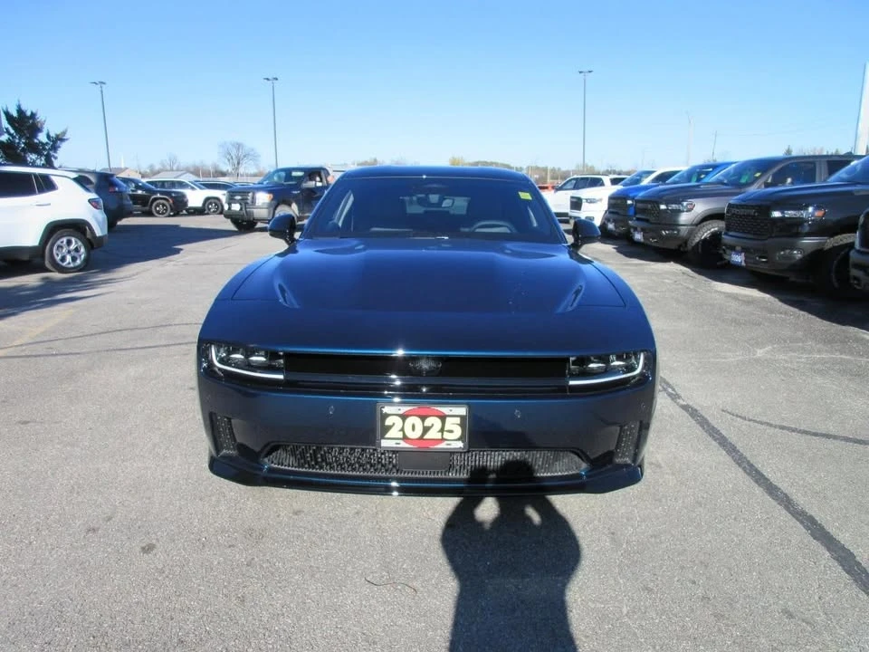 2025 Dodge Charger 8th Gen - Image 2 of 19