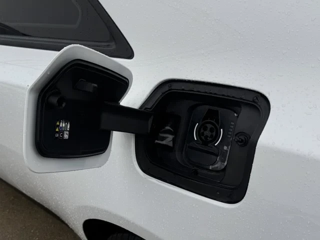 2025 Dodge Charger 8th Gen - Image 9 of 19