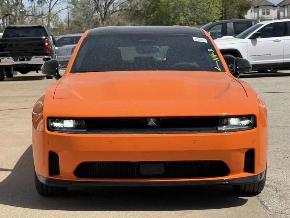 2025 Dodge Charger 8th Gen - Image 3 of 20