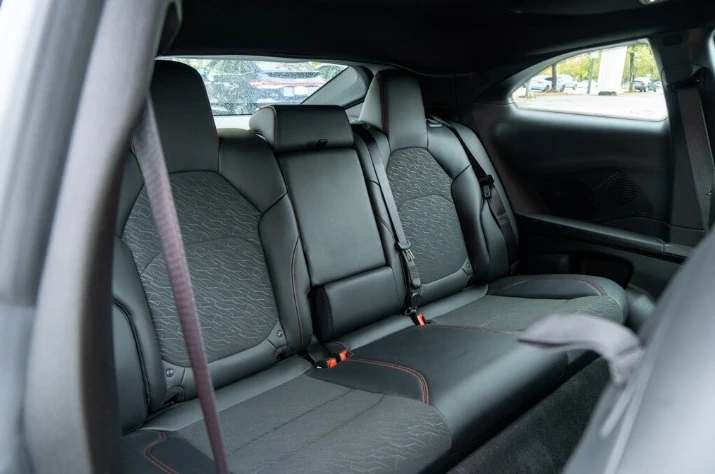 2025 Dodge Charger 8th Gen - Image 12 of 19