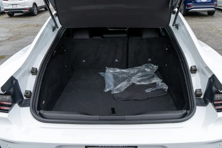 2025 Dodge Charger 8th Gen - Image 9 of 19
