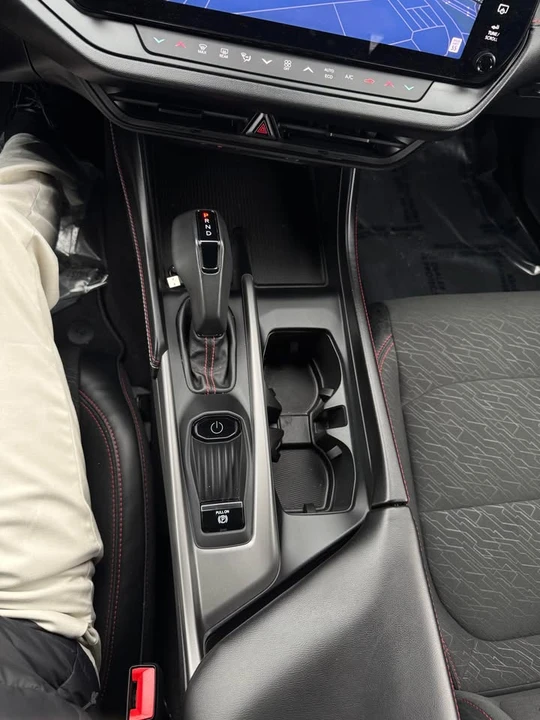 2025 Dodge Charger 8th Gen - Image 7 of 9