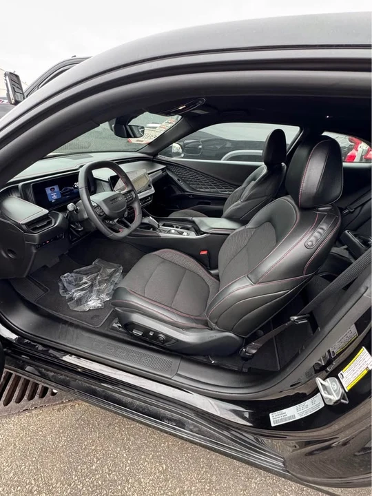 2025 Dodge Charger 8th Gen - Image 3 of 9