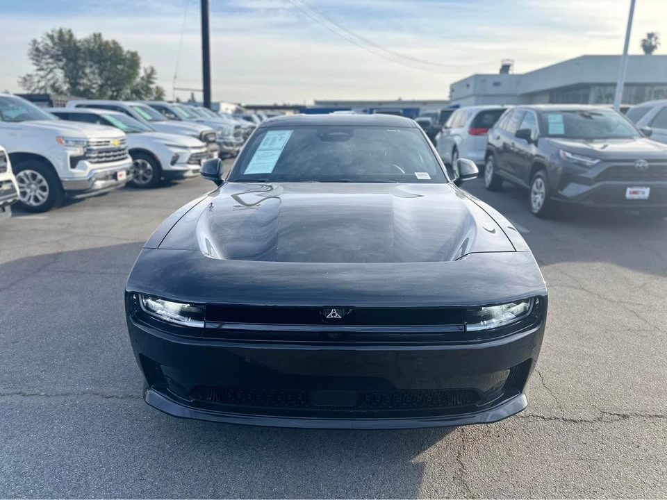 2025 Dodge Charger 8th Gen - Image 2 of 11