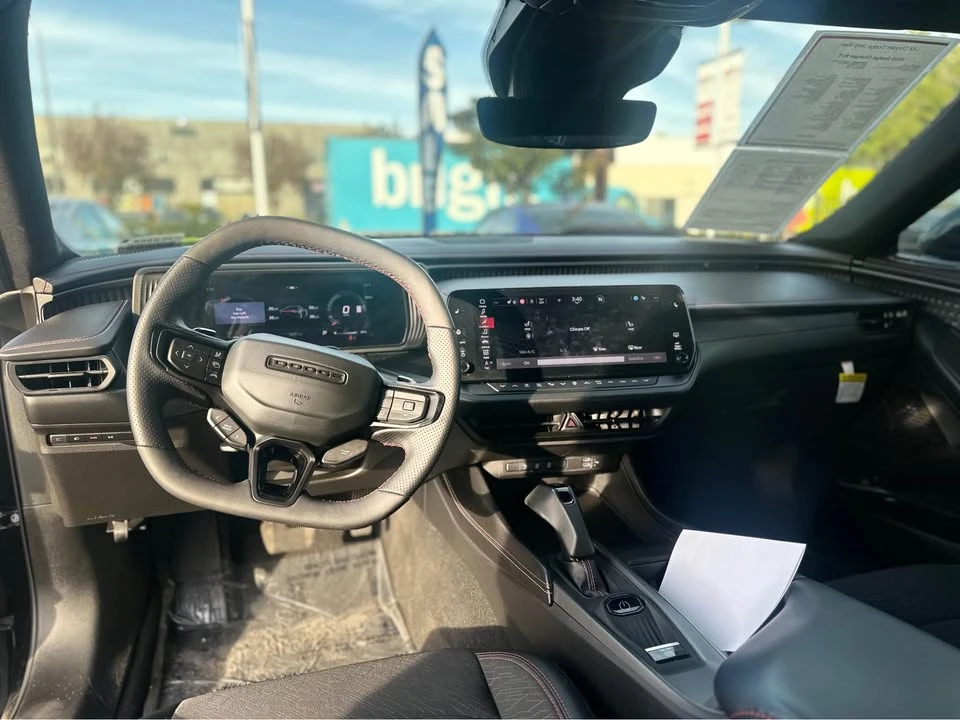 2025 Dodge Charger 8th Gen - Image 10 of 11