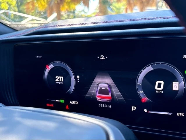 2025 Dodge Charger 8th Gen - Image 12 of 18
