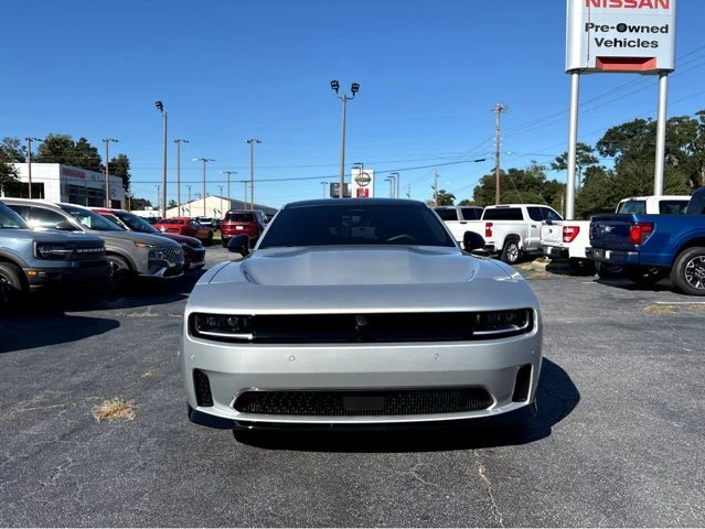 2025 Dodge Charger 8th Gen - Image 2 of 18