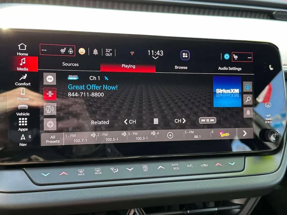2025 Dodge Charger 8th Gen - Image 8 of 10