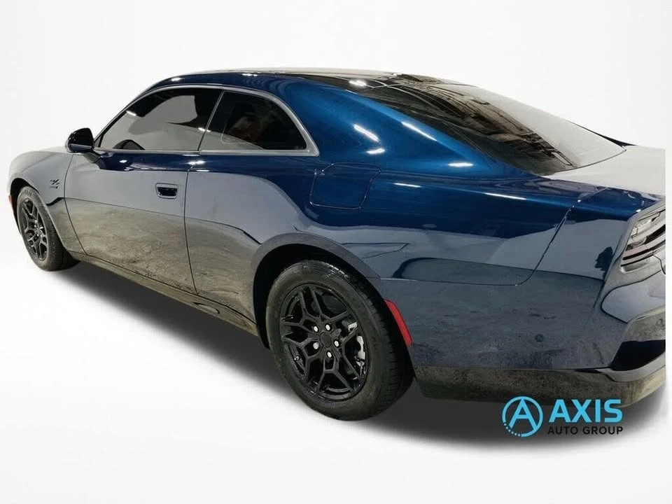 2025 Dodge Charger 8th Gen - Image 4 of 10