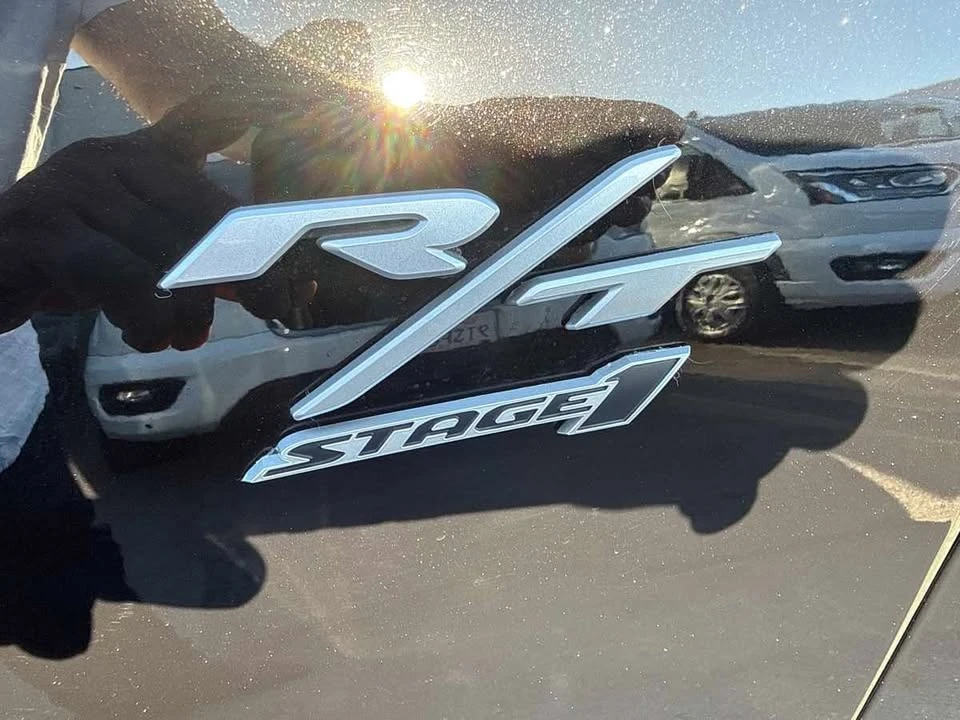 2025 Dodge Charger 8th Gen - Image 7 of 17