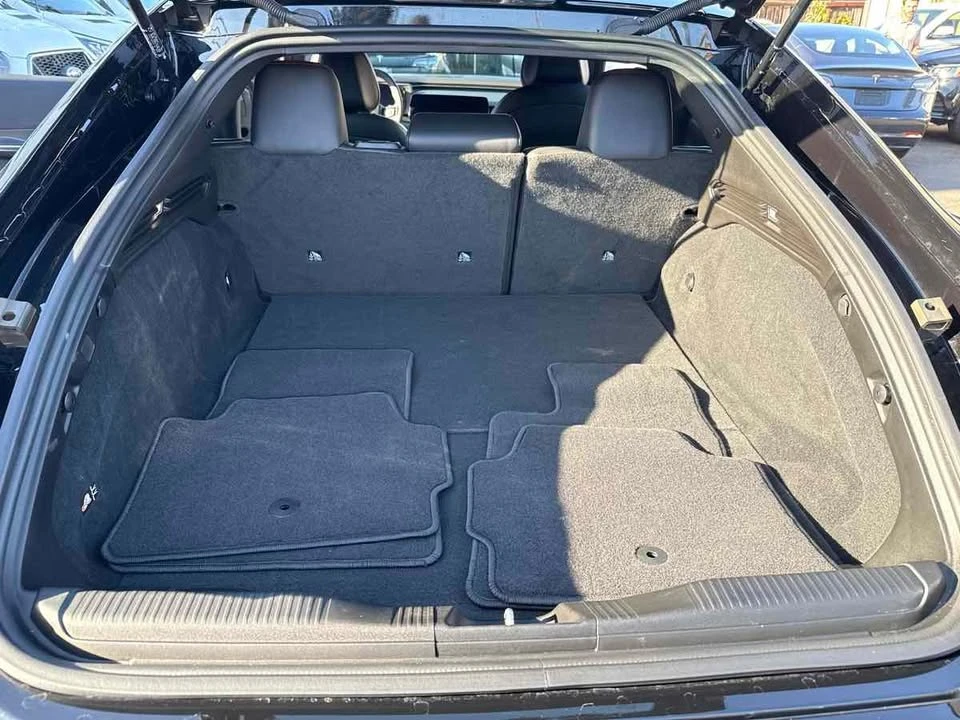 2025 Dodge Charger 8th Gen - Image 4 of 17