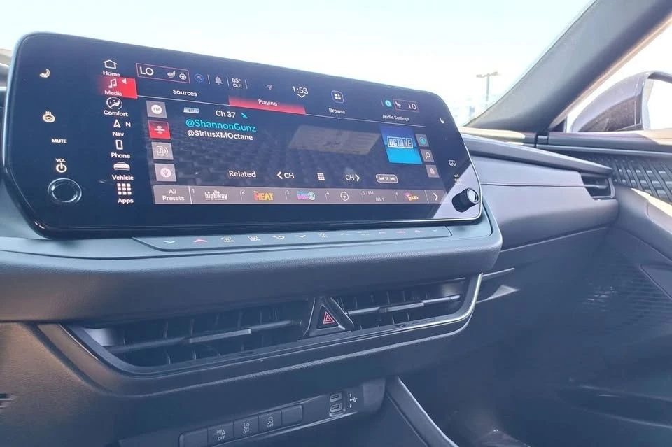 2025 Dodge Charger 8th Gen - Image 16 of 20