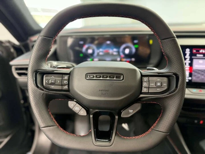 2025 Dodge Charger 8th Gen - Image 9 of 14