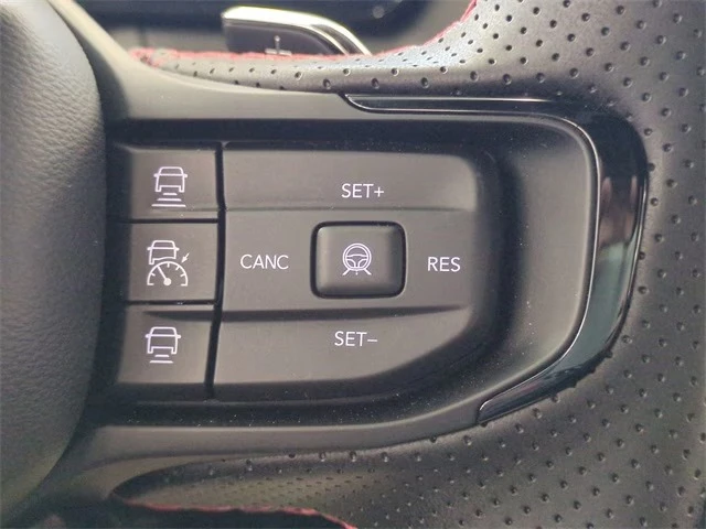 2025 Dodge Charger 8th Gen - Image 16 of 20