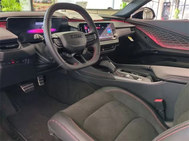 2025 Dodge Charger 8th Gen - Image 11 of 20