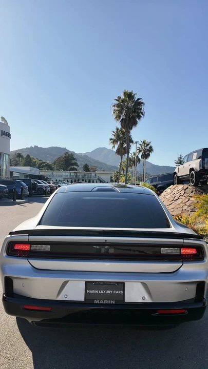 2025 Dodge Charger 8th Gen - Image 15 of 18