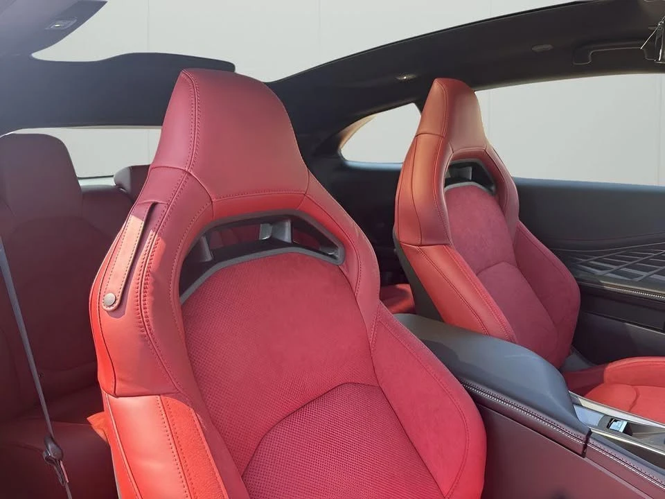 2025 Dodge Charger 8th Gen - Image 14 of 20