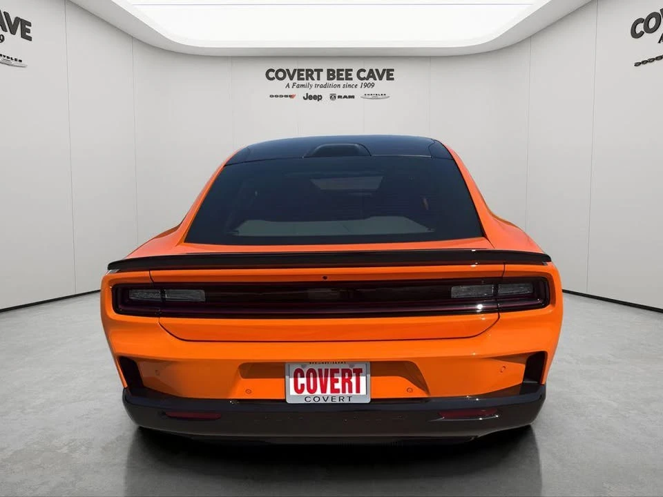 2025 Dodge Charger 8th Gen - Image 8 of 20
