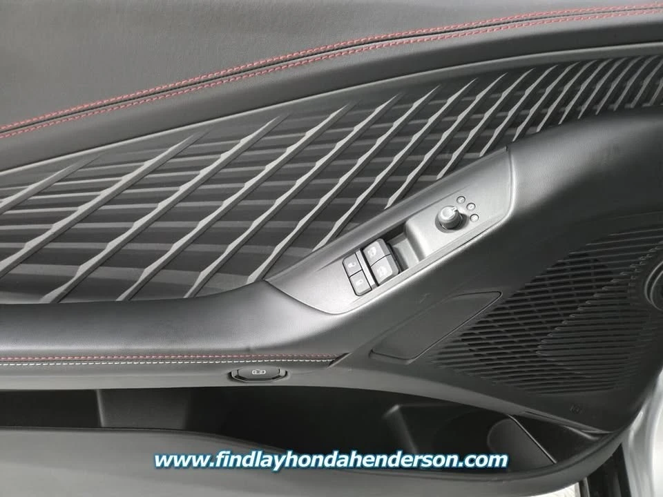 2025 Dodge Charger 8th Gen - Image 14 of 18