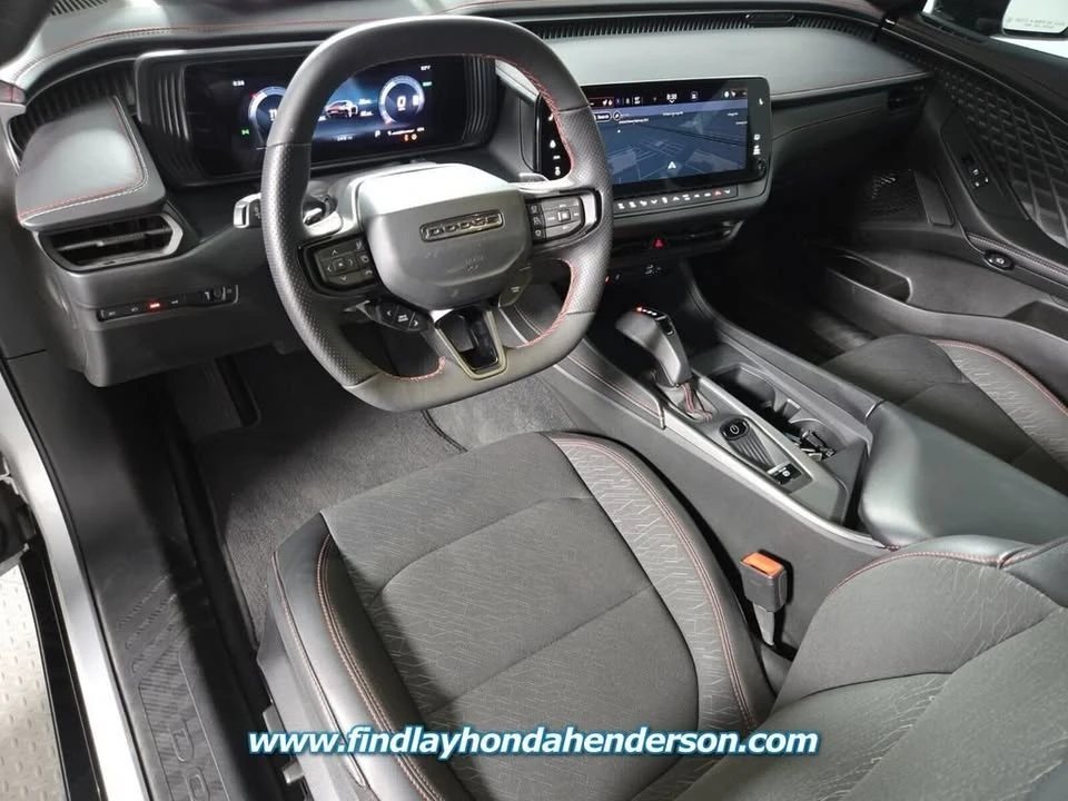 2025 Dodge Charger 8th Gen - Image 11 of 18