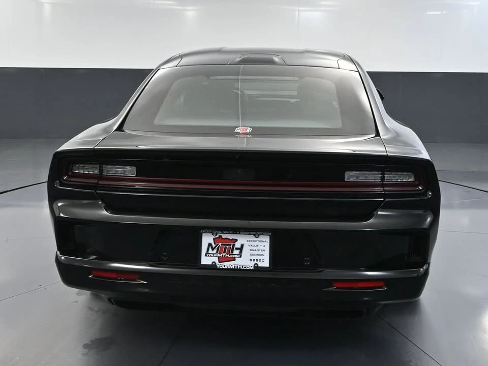 2025 Dodge Charger 8th Gen - Image 7 of 20