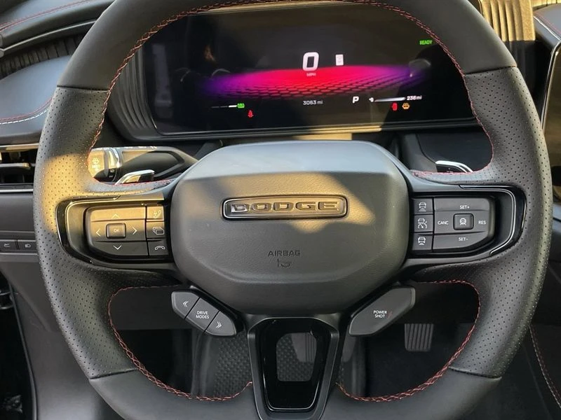 2025 Dodge Charger 8th Gen - Image 11 of 20