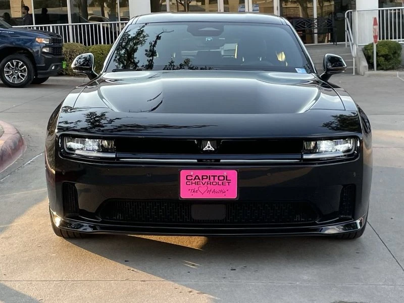 2025 Dodge Charger 8th Gen - Image 7 of 20