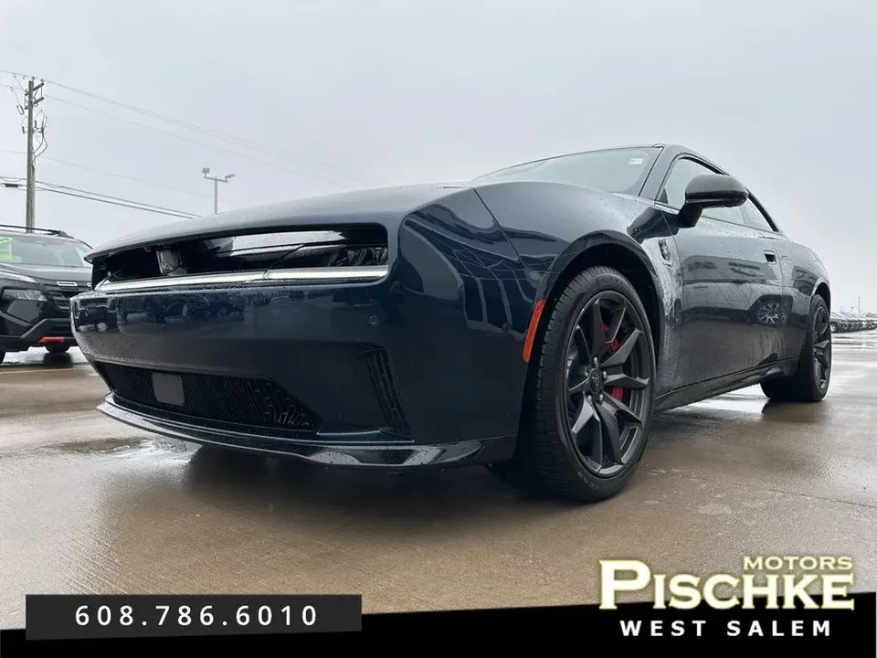 2025 Dodge Charger 8th Gen - Image 17 of 20