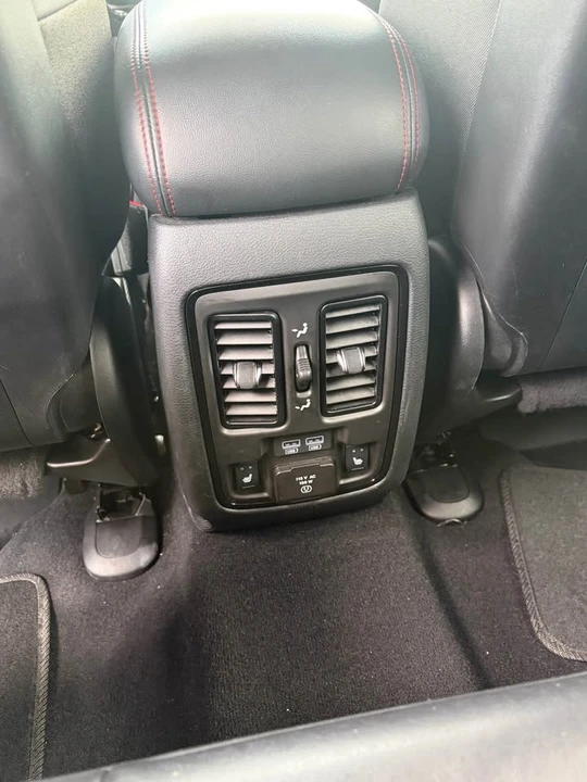 2025 Dodge Durango 3rd Gen - Image 10 of 11