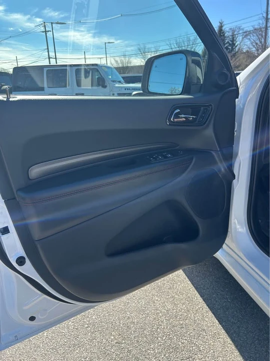 2025 Dodge Durango 3rd Gen - Image 5 of 11